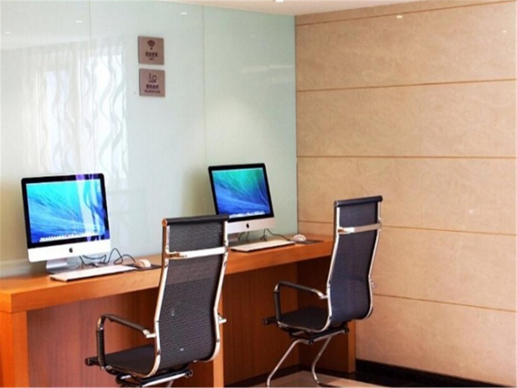 Starway Harbin West Wanda Hotel Екстериор снимка
