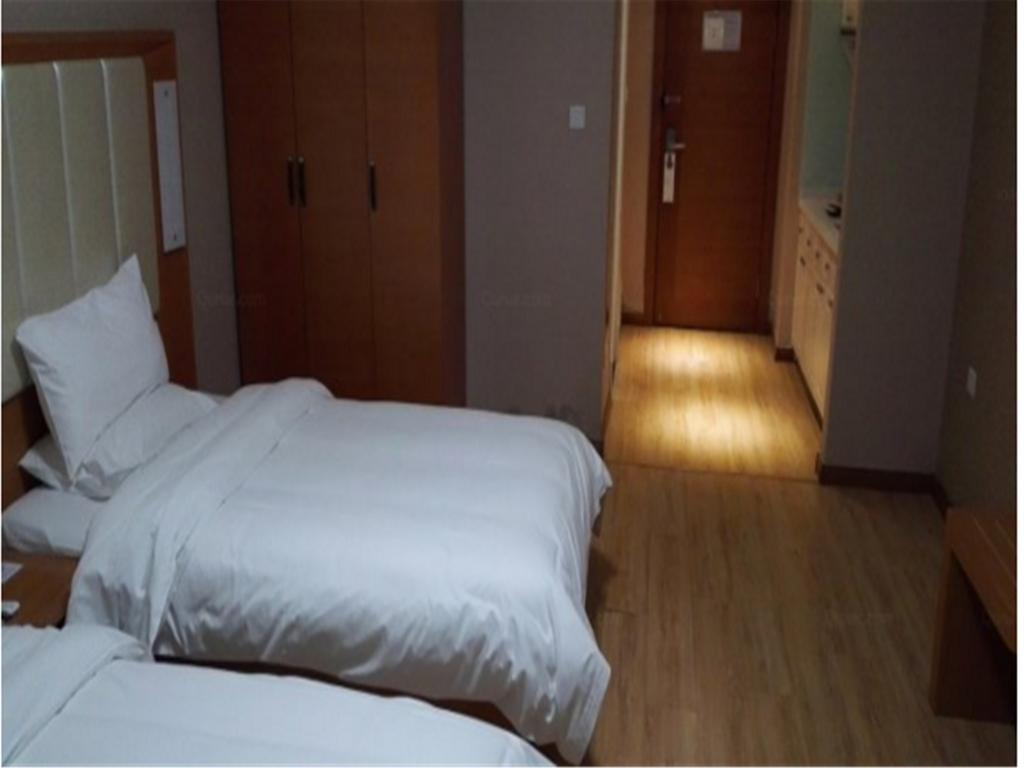 Starway Harbin West Wanda Hotel Стая снимка